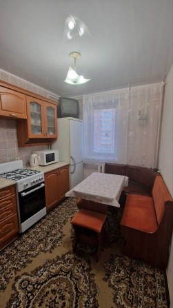 Пропонуємо в оренду 2 - кім. квартиру покращеного планування. - фото 1