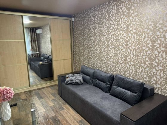 Комфортна двушка на 95 кварталі Кривой Рог