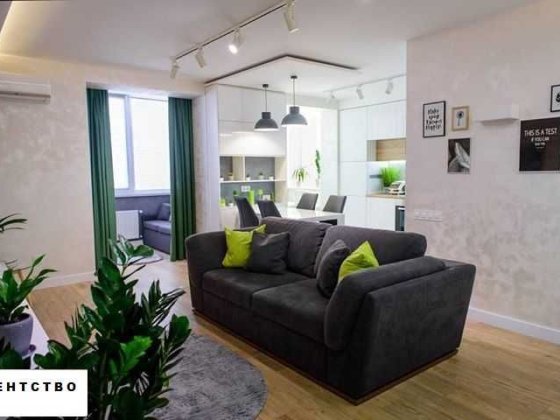 Оренда сучасної 2х кімн квартири в центрі, вул. Чорновола 60 Рівне