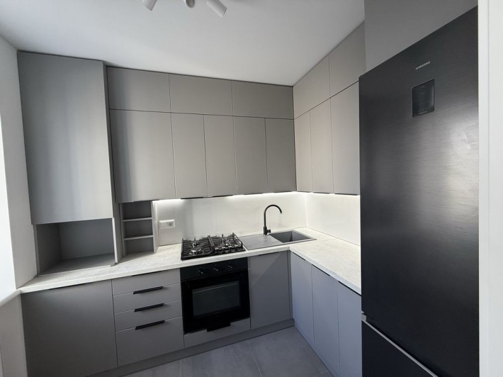 Оренда  2-3 кімнатної квартири ЖК Містечко центральне Височана. Центр - фото 1