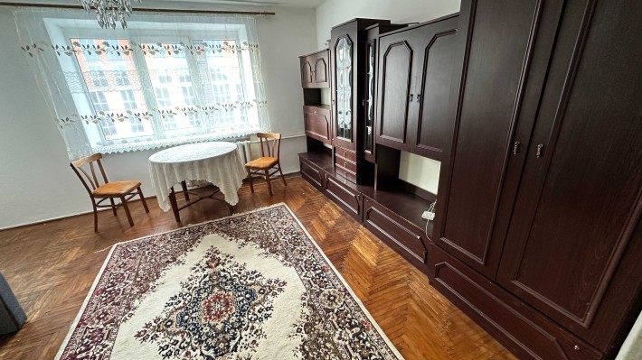 2к вул. Хоткевича(р-н маг. Дарницький), БЮДЖЕТНА КВ-РА, техніка, меблі - фото 1