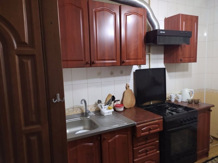 Оренда 3-кімнатної квартири з меблями від власника на Вечірньому - фото 1