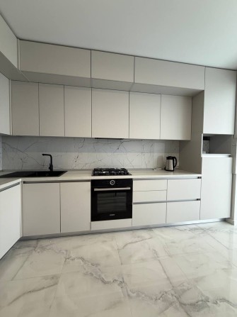 Оренда стильної 2 км квартири поруч з стометрівкою - фото 1