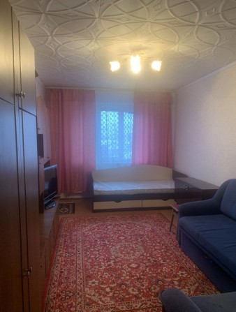 Однушка на Крессе. Рядом школа полиции.Оплата помесячно.Заселим сразу. - фото 1