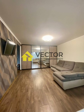 Здається в оренду стильна квартира у зручній локації по кільцю! - фото 1