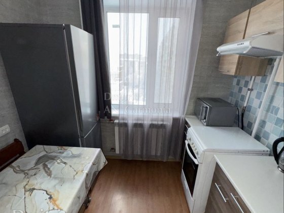 2-к Левада, Косметический   ремонт Полтава