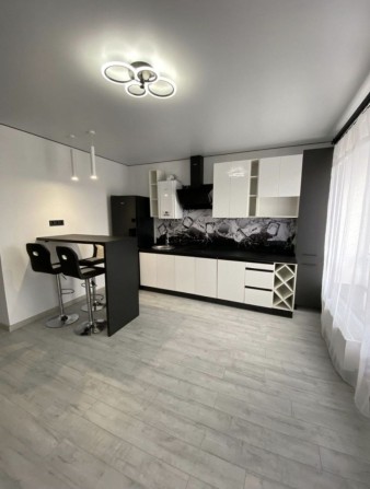 Студія оренда ЖК Молодість - фото 1