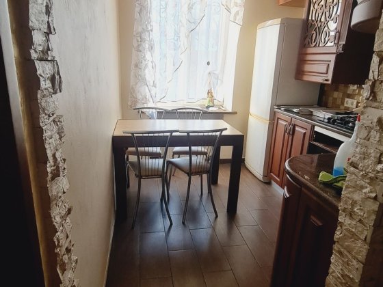 Оренда трьохкімнатної квартири Кривий Ріг