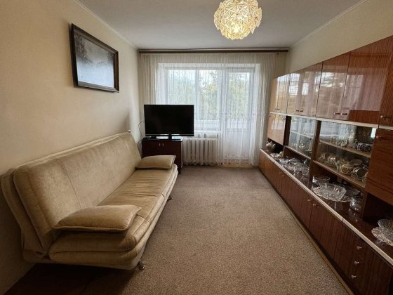 Оренда 2 кімнатної квартири, р-н 12 школа Рівне