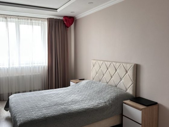 Спільна оренда 1-кімнатної квартири на Щасливому Рівне