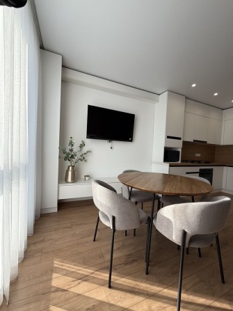 Оренда укомплектованої квартири! Перша здача!! - фото 1