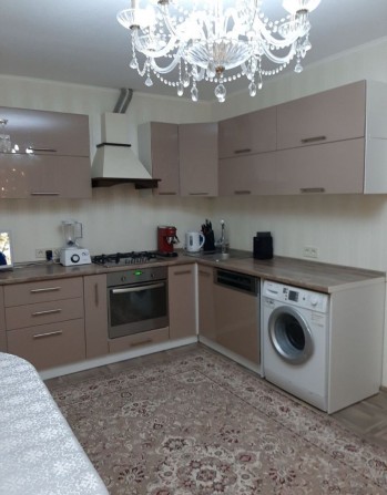 Продам двоповерховий стильний будинок, ремонт,меблі,Нові будинки(5308) - фото 1