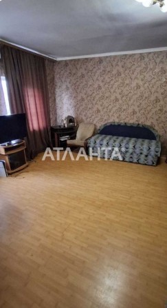 Продается дом в 10 минутах от центра города - фото 1