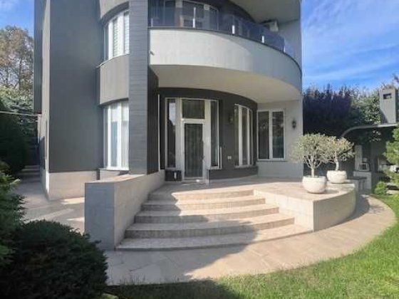 Продается дом с ремонтом на 6 сотках, Фонтан Одеса