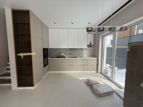 Таунхасус з меблями ‼️ центральні комунікаціі ‼️ газ | паркомісце Петропавлівська Борщагівка