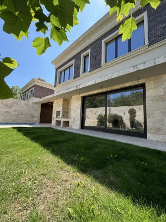 Новый дом в закрытом кооперативе у моря! И в парковой зоне! - фото 1