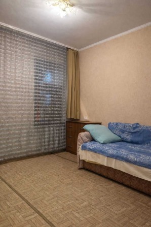 Продам домик со своим двориком на Черемушках. Место на несколько авто - фото 1