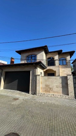 Продам дом в районе 13 ст. Б. Фонтана с качественным ремонтом. - фото 1