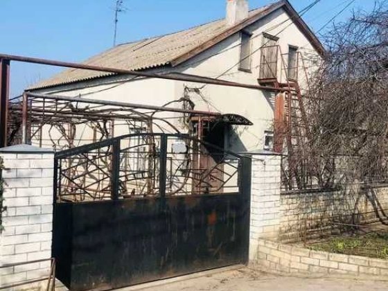 (13) Продам 2 отдельно стоящих дома на одном участке, Ленпоселок Одесса