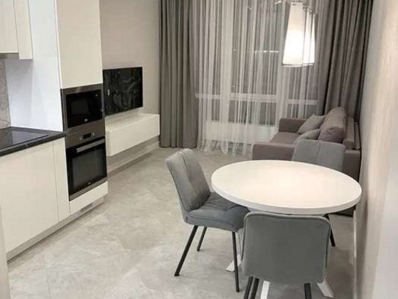 Продаж 1-к квартири Дніпровська набережна 20б Киев