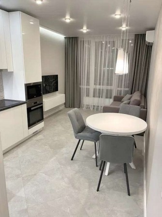 Продаж 1-к квартири Дніпровська набережна 20б - фото 1