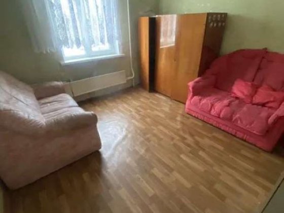 Продаж 3-к квартири вул. Олександри Екстер 10/87