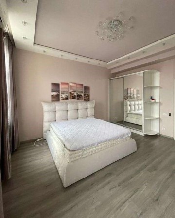 Продаж 2-к квартири вул. Велика Василькывська 4 - фото 1