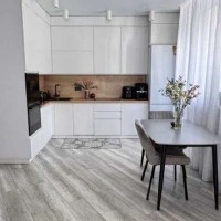 Продаж 1-к квартири вул. Драгоманова 10 Киев