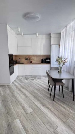 Продаж 1-к квартири вул. Драгоманова 10 - фото 1