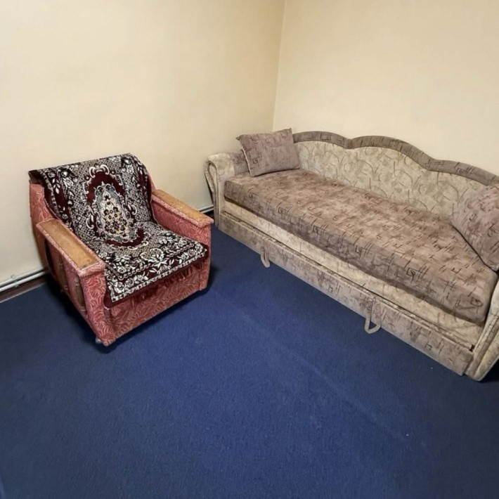 Центр є місце для автомобіля вільно - фото 1