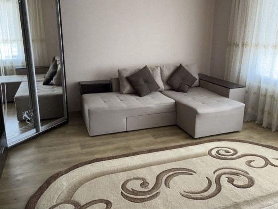 Аренда 1 ком кв , на Дзержинке ( ул Гетьманская ) Кривой Рог