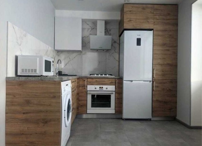 1-К Макдоналсьс , ул. Маяковского - фото 1