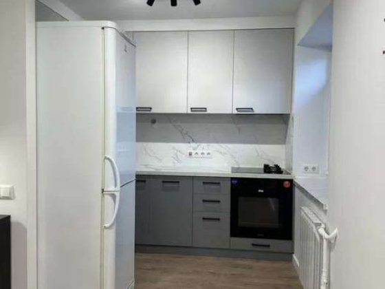 Продаж 2-к квартири вул. Білоруська 30а Київ