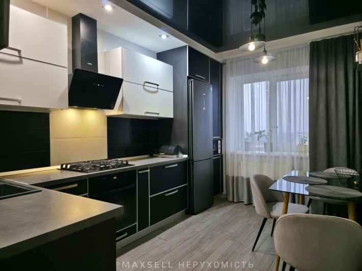 Здам квартиру в новобудові. Закрита територія. Світло є! Без комісії! - фото 1