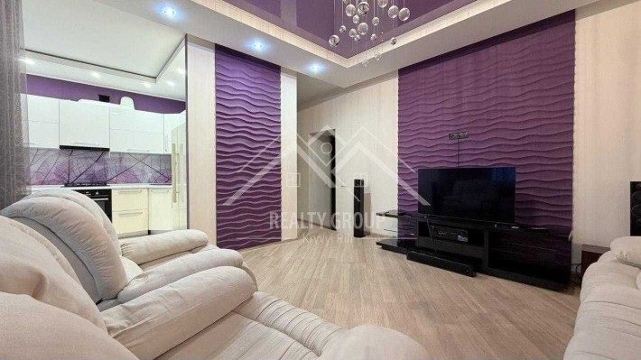 Оренда 3х кімнатної квартири на вул.Черняховського (Ц-М район) - фото 1