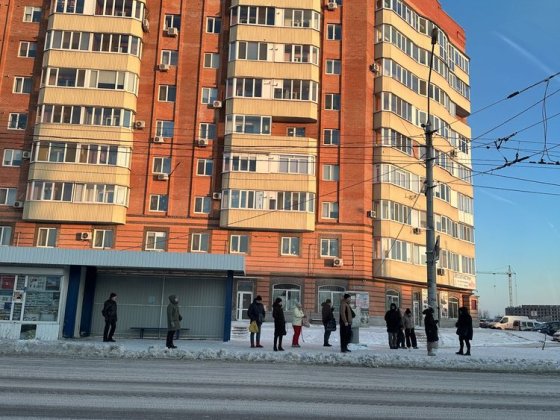 Зуп. Склозавод  1 кімнатна прямо на зупинці Полтава