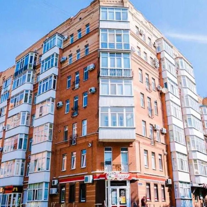 Чорновола 2 Центр парковка у дворі вільна - фото 1