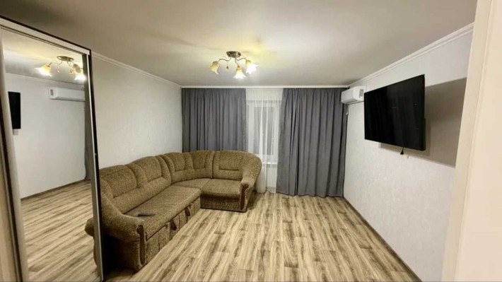 Оренда  2 - кімнатної квартири - фото 1