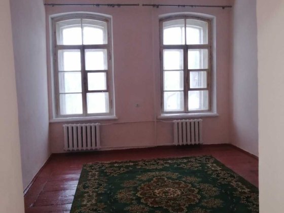 Здам трикімнатну квартиру на тривалий термін Рівне