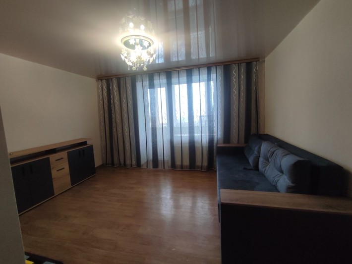 Здам гарну 1 кімнатну квартиру в новобудові в Центрі! - фото 1