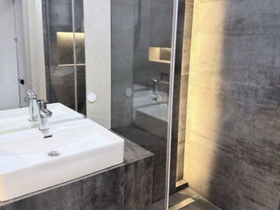 Однокімнатна з дизайнерським ремонтом!! Рівне