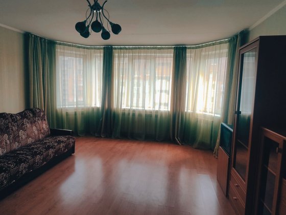 Здам велику 1к з А/О, Г.Крут 74 Сумы