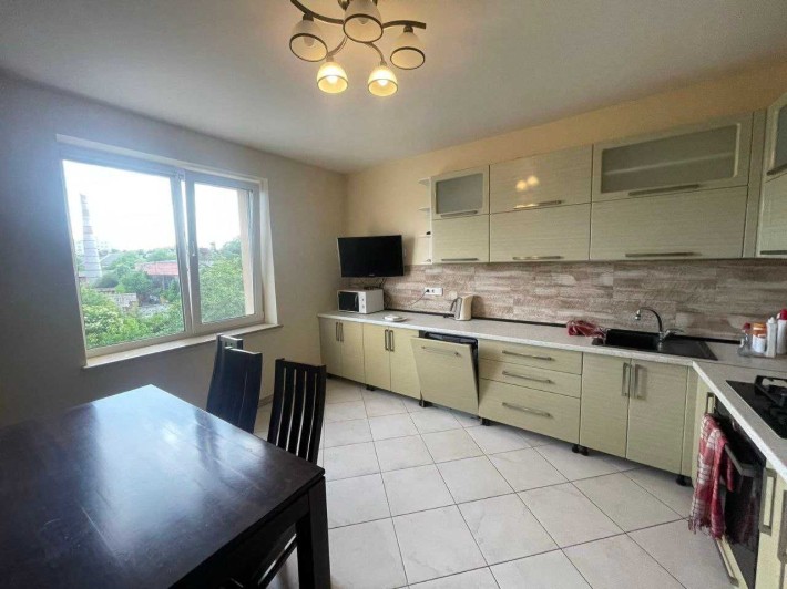 Оренда 4х кім квартири Центр + гараж - фото 1