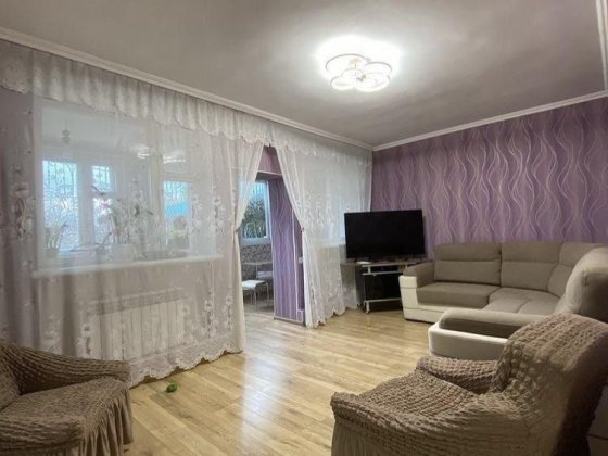 Продам простоный 2-х этажный дом в Корабельном районе