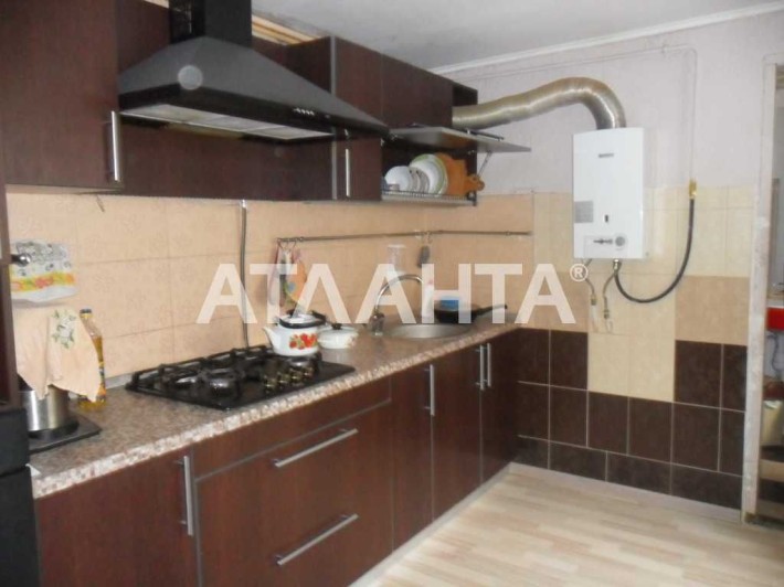 Срочная продажа дома на две семьи в курортном районе Одессы! - фото 1