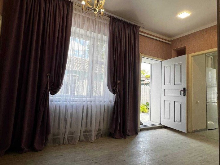 Терміново! Будинок з ремонтом в Одесі! 7 хв до центру! - фото 1