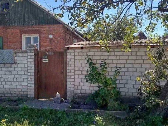 D1M Продам частину будинка, Тюринка. Житловий стан, центр. комунікації Харків