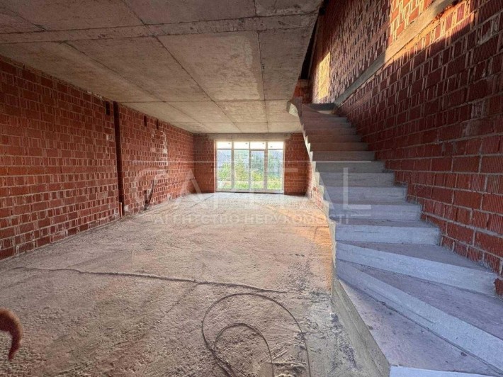 Продаж без ремонту Таунхаус Софіївська Борщагівка 1км до кільцевої ГАЗ - фото 1