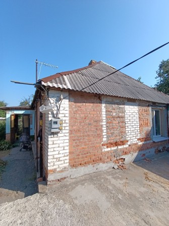 Продам частный дом район Новая Бавария ул.Урожайная,под ремонт ц26 т.д - фото 1