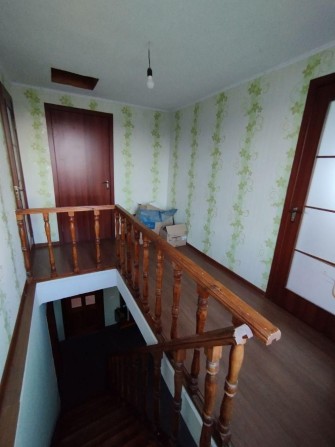 Продам просторный 2-х этажный дом со скважиной, Матвеевка - фото 1